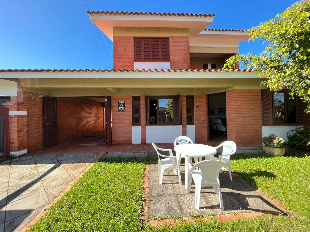 Casa 5 dormitórios para venda, Centro em Xangri-lá | Ref.: 10063