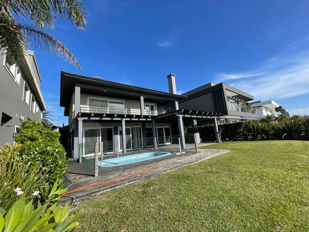 Casa em Condomínio 4 dormitórios em Xangri-lá | Ref.: 10170