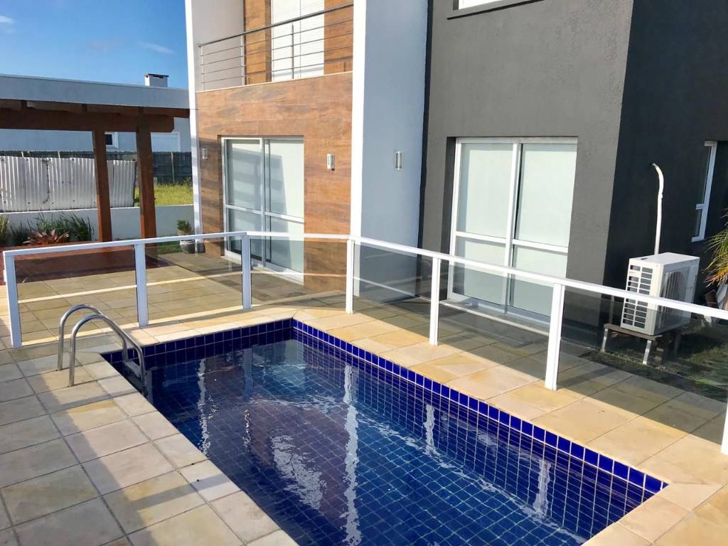 Casa em Condomínio 4 dormitórios em Capão da Canoa | Ref.: 10233