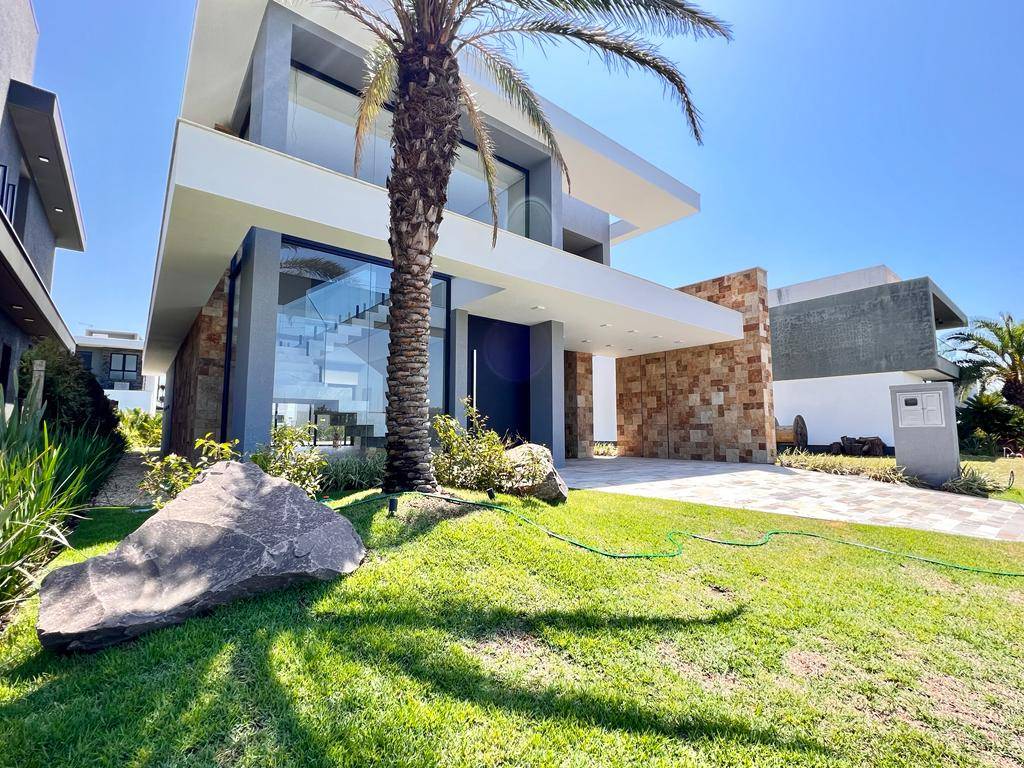 Casa em Condomínio 4 dormitórios em Capão da Canoa | Ref.: 10561