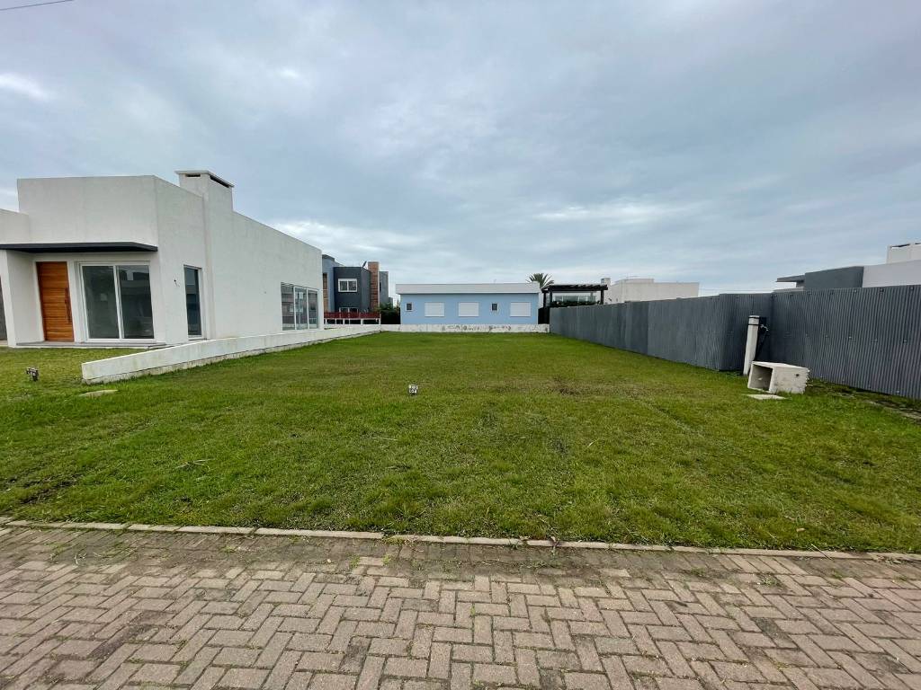 Terreno em Condomíniodormitório em Capão da Canoa | Ref.: 10916