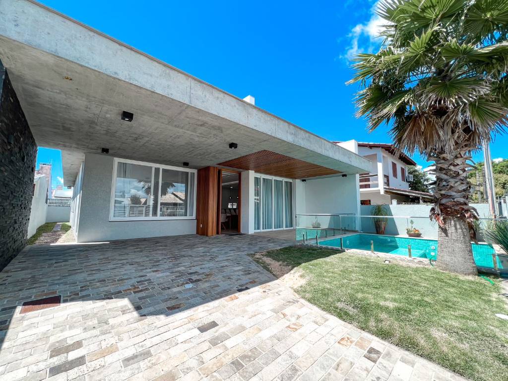 Casa 3 dormitórios para venda, Zona Nova em Capão da Canoa | Ref.: 4859