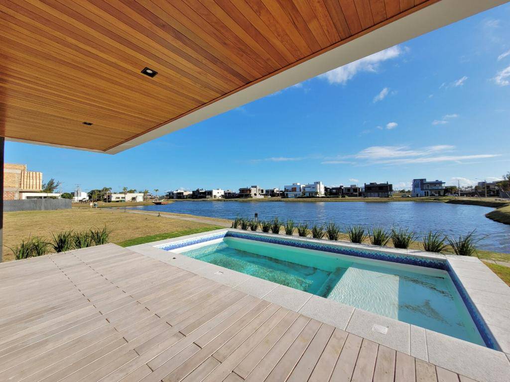 Casa em Condomínio 4 dormitórios em Xangri-lá | Ref.: 6343