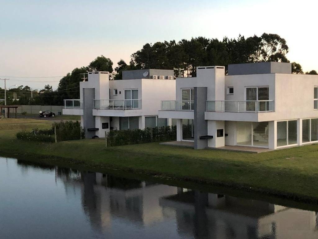 Casa em Condomínio 3 dormitórios em Xangri-lá | Ref.: 9972